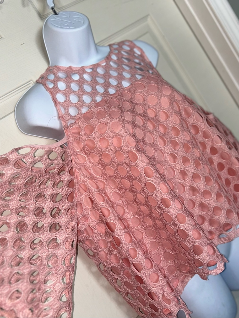 Pink Eyelet Lace Sleeveless Blouse